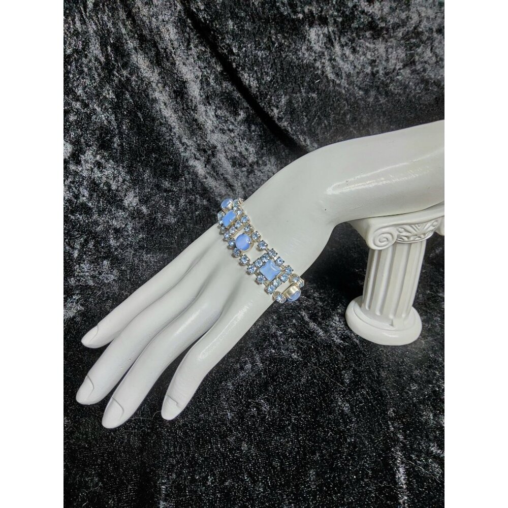 Vintage Signed La Rel Blue Cabochon and Blue Rhinestone Bracelet, 7"